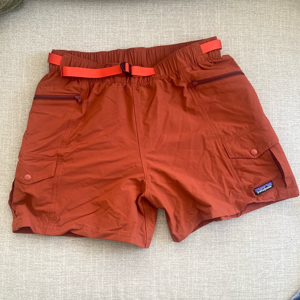 COPY - Patagonia Outdoor Everyday Shorts 4” Medium Women’s